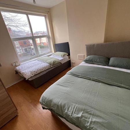 210 Welford Road Villa Лестър Екстериор снимка